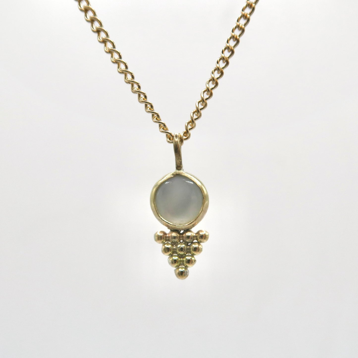 mother of pearl gold necklace