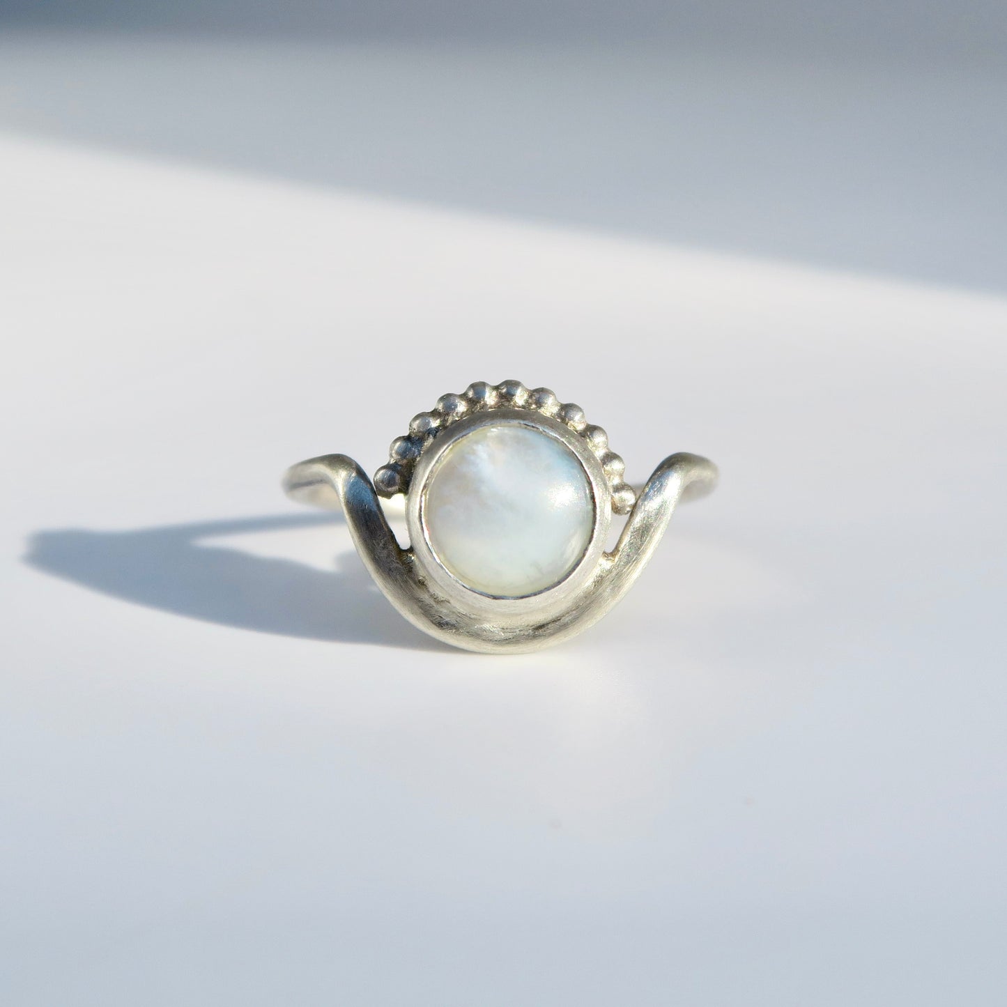 Unique mother of pearl silver ring