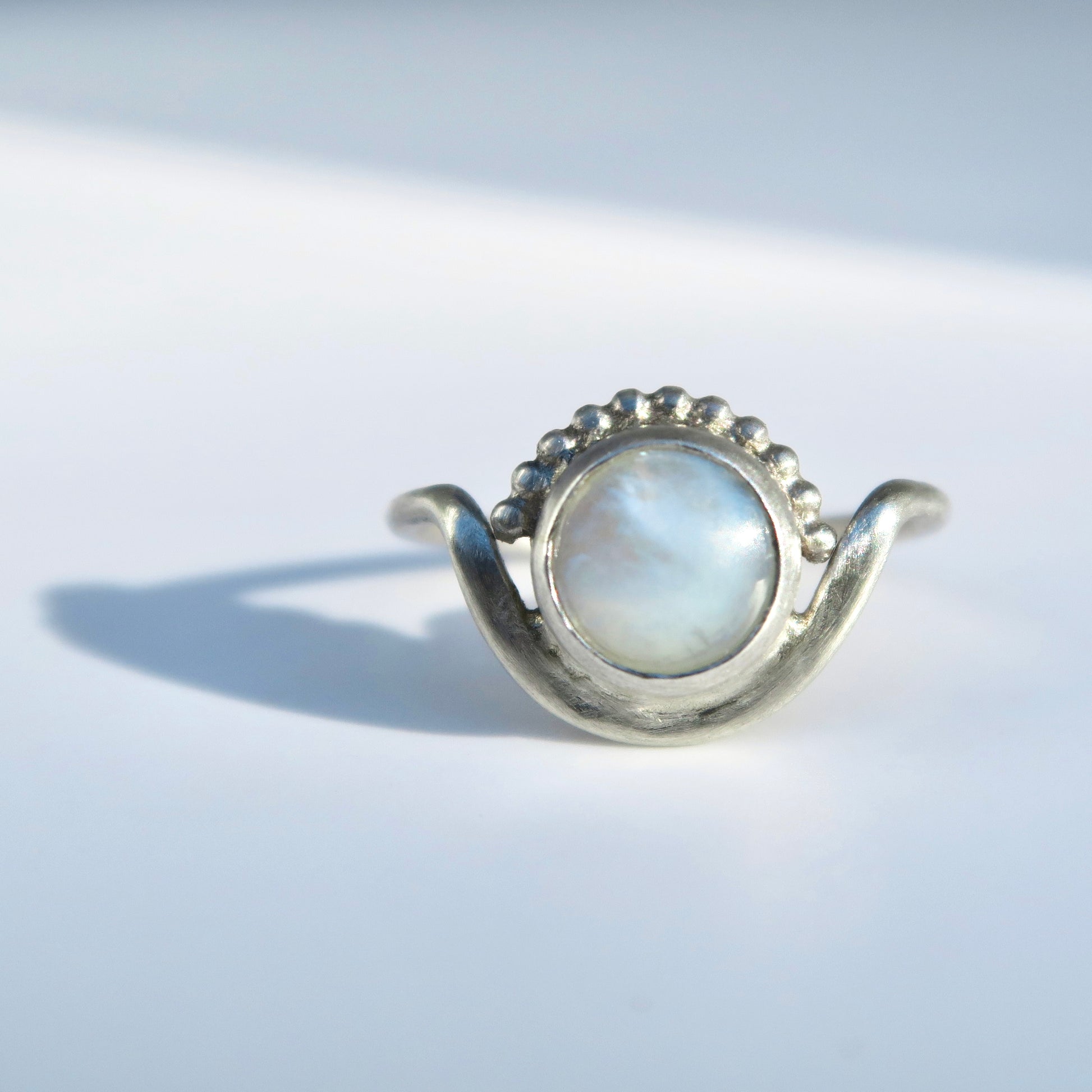 Unique mother of pearl silver ring