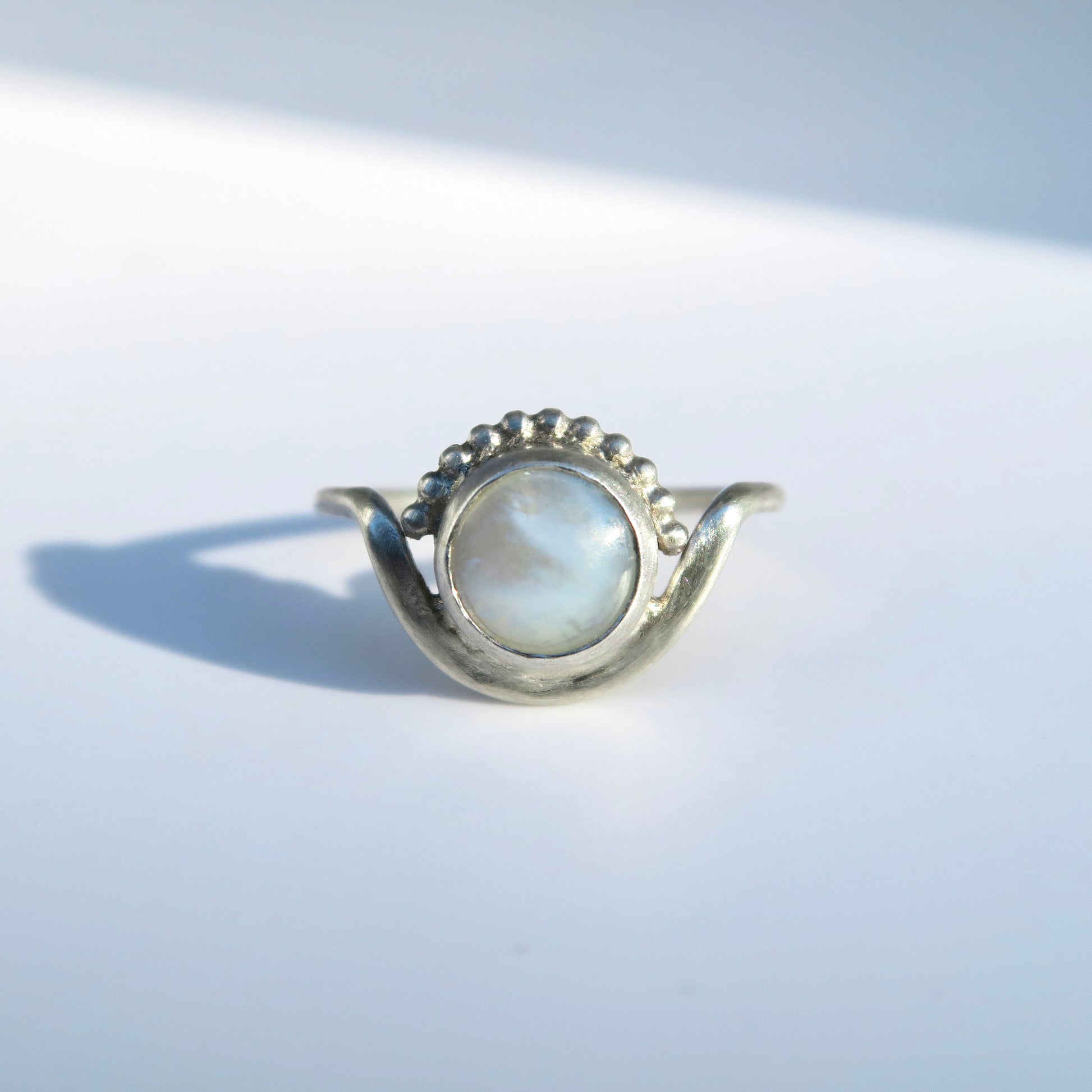 Unique mother of pearl silver ring