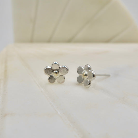 Wild Daisies Studs