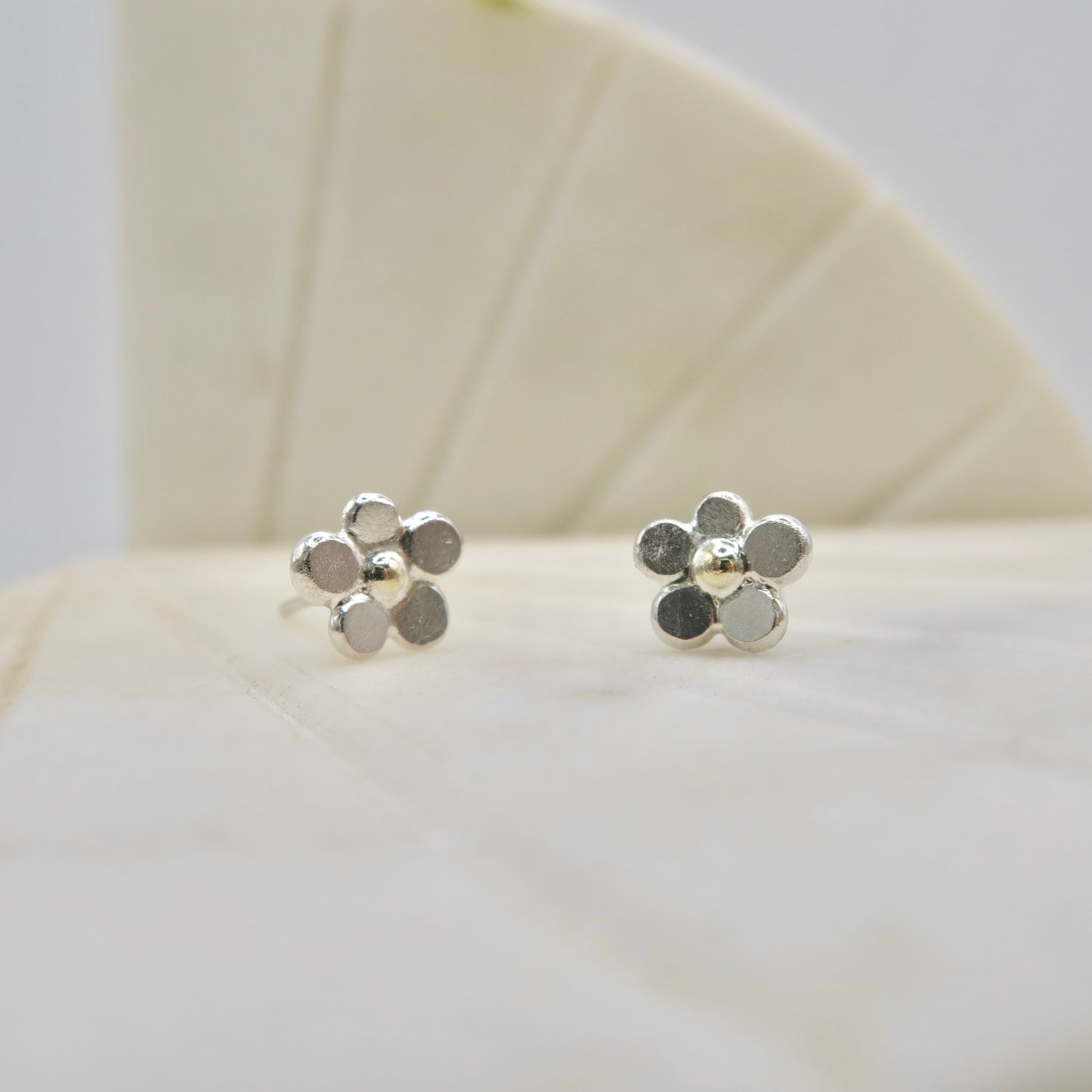 Wild Daisies Studs