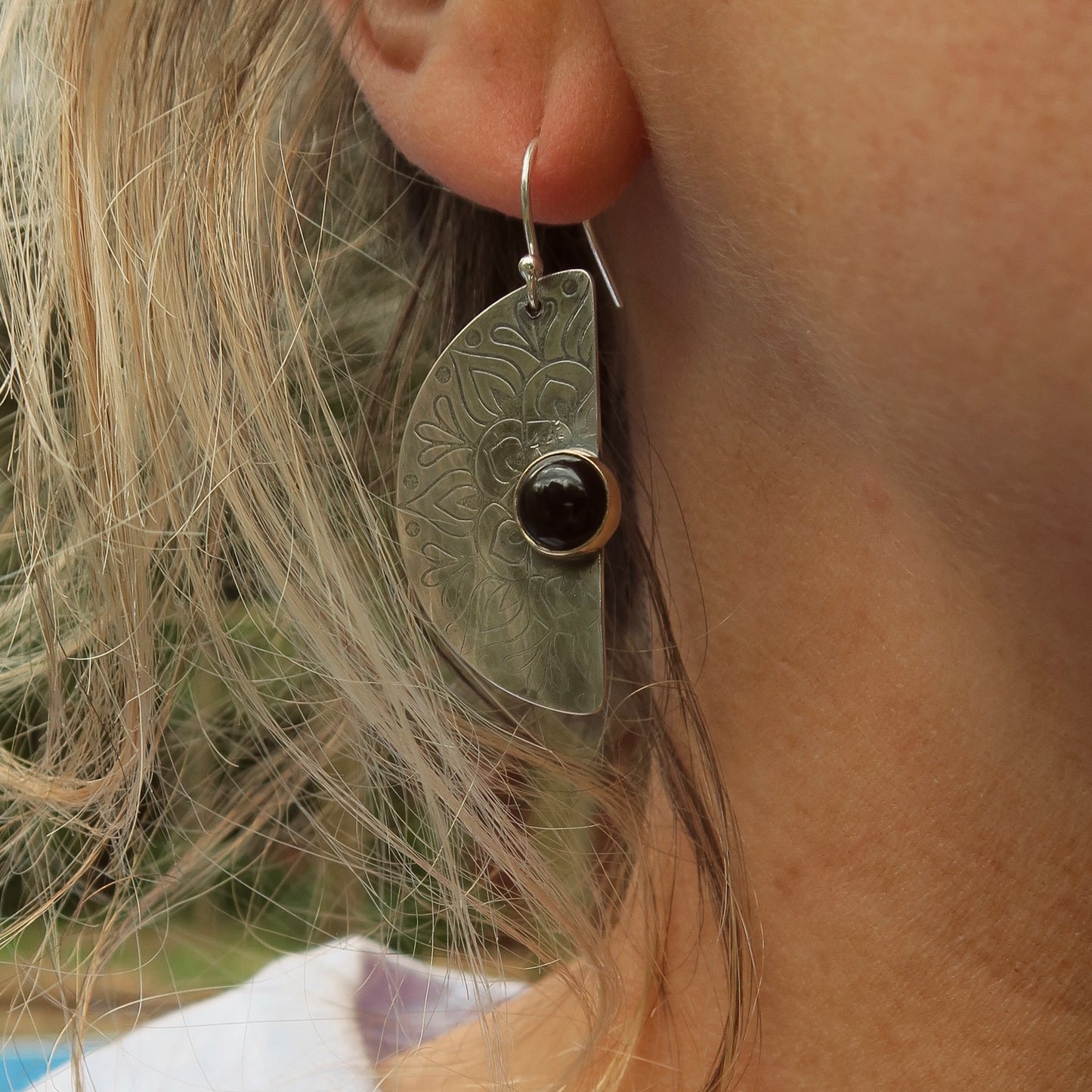 Bloom Mandala, Onyx Stone, 9kt Gold & 925 Sterling Silver Earrings